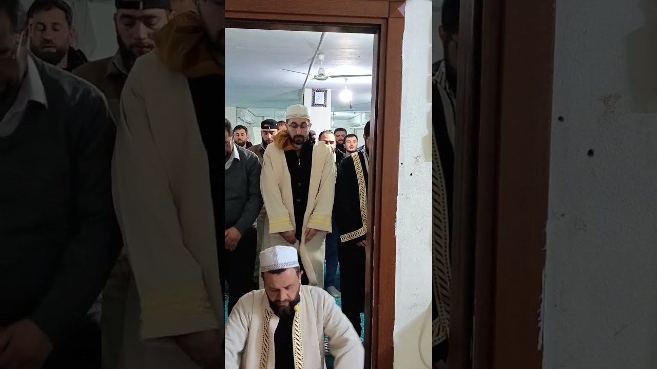 صلاة العشاء مع التراويح في الرابطة ليوم الأحد 15/3/2026م