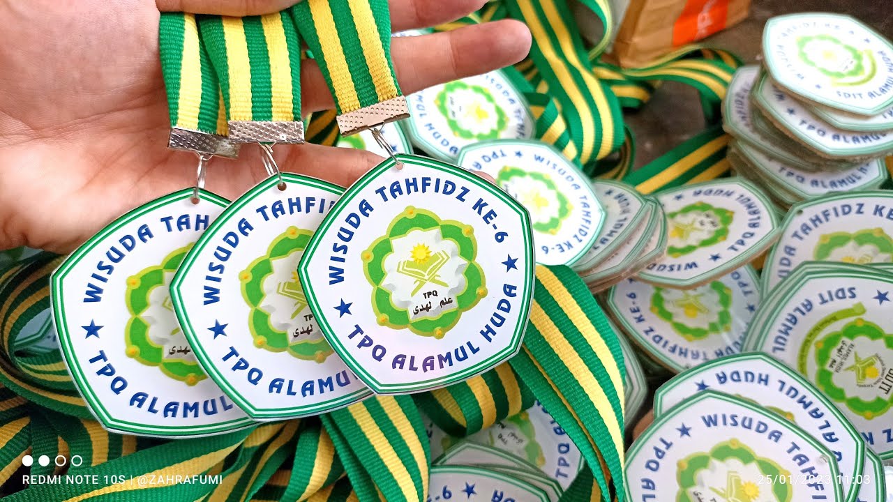 cara membuat medali akrilik #medaliakrilik #medaliwisuda