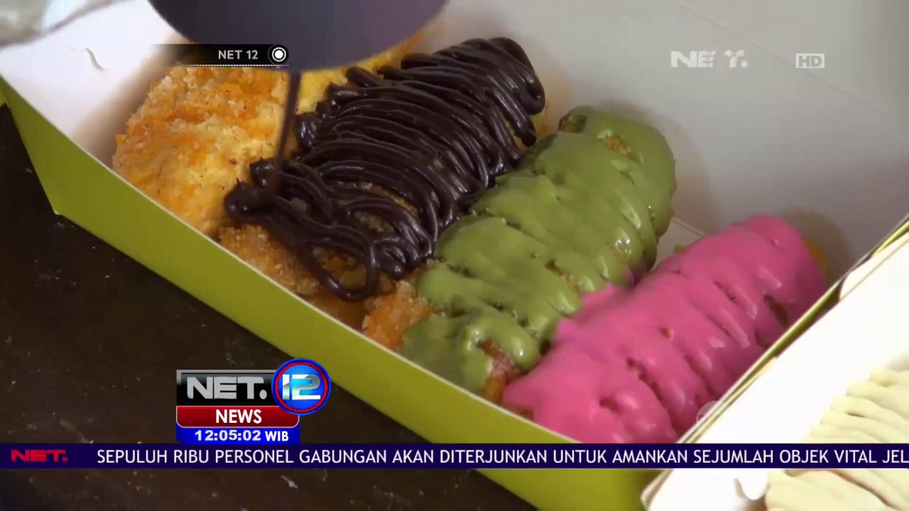 Pisang Kekinian, Dengan Saus Warna warni dan Ragam Topping NET 12