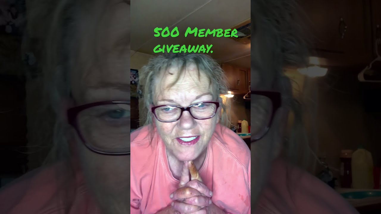 500 Member Giveaway! Apologies for my messy hair😂😪 #beauty #giveaway #beautygiveaway #makeup