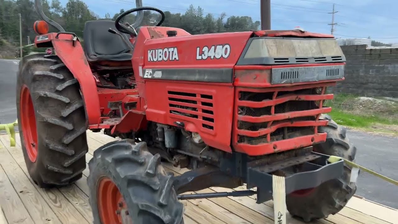 We Pick Up A Severely Neglected Kubota Tractor