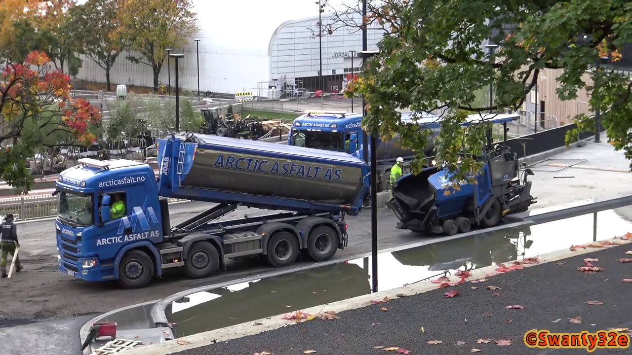4K| Asphalt Paving with Dynapac Asphalt Layer, Scania G500 Hooklift & Hamm Roller