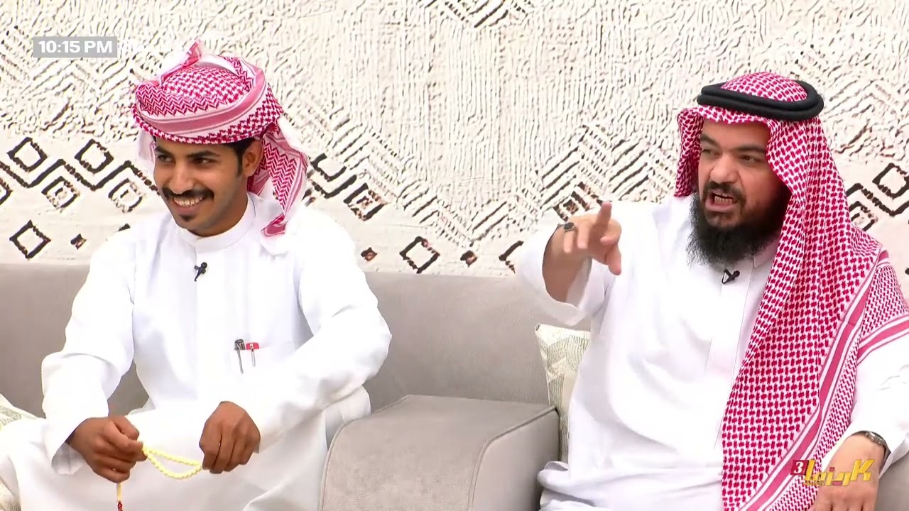 علامكم تضاحكون وقت السالفة ! - مبارك الأكلبي يناقر الرباعي | #كاريزما2