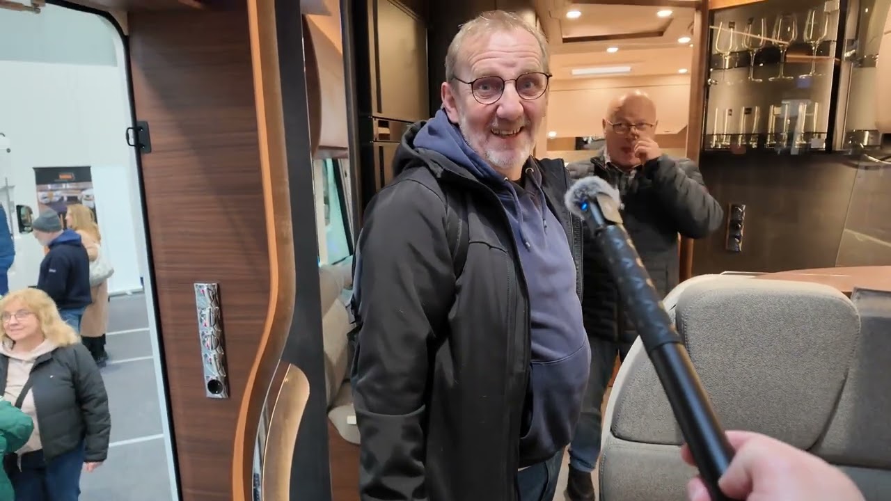 65K € SOMA Camper Van! DEALS-KÖNIG der ABF 2026? 🚐💥 & Vollintegrierter SOMA Carthago. Roomtouren 🎁 🎥