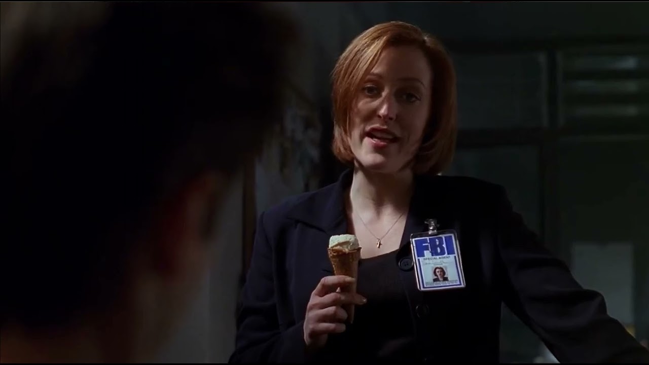 Mulder steals ice cream from Scully. [X-Files &mdash; The Unnatural 6x19]