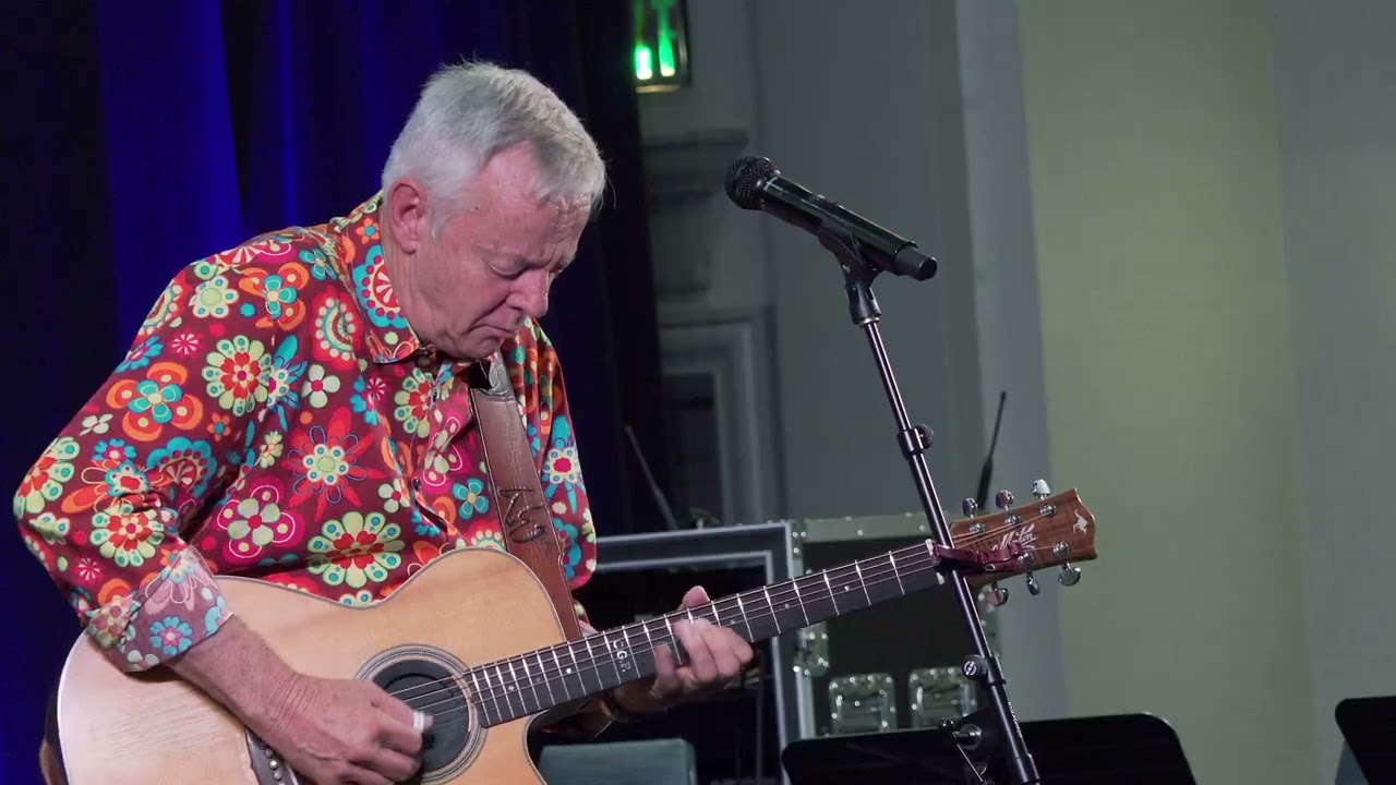 Tommy Emmanuel Plays Guitar Rag, Saturday Night Shuffle and Nine Pound Hammer at CAAS 2025
