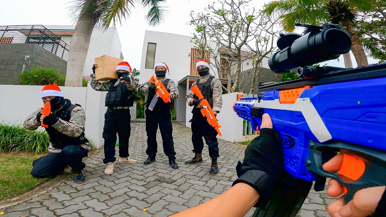 Nerf War: Christmas Warfare (First Person Shooter 12)