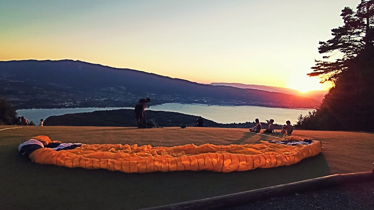 184 - Dernier en vol au coucher du soleil - Phi Beat