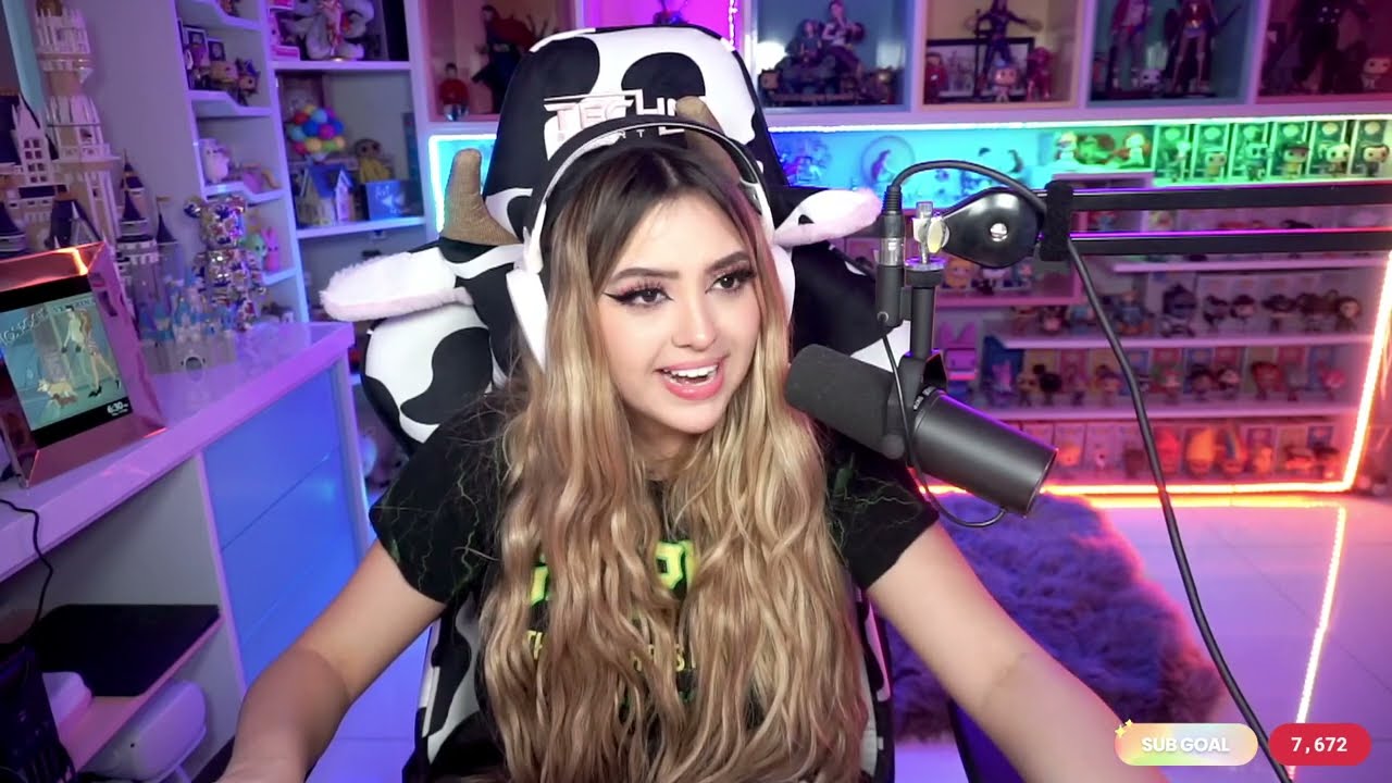 Arigameplays reacciona a luz María