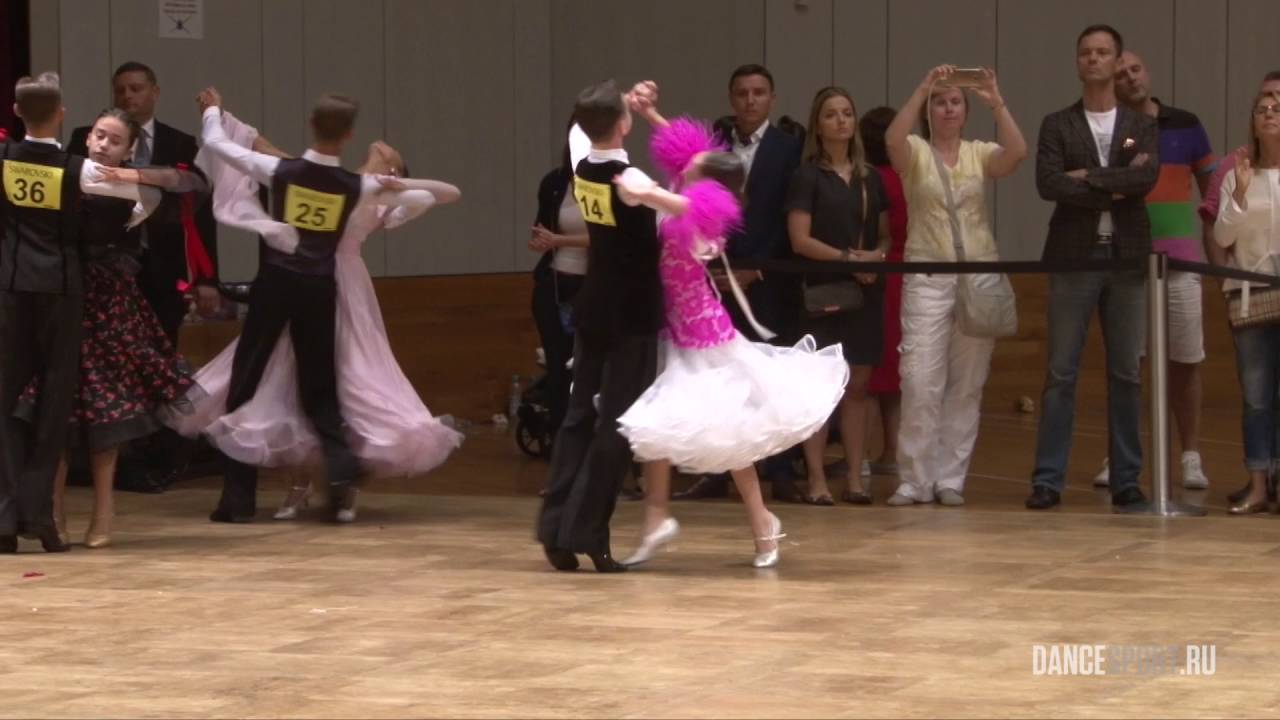 Matasaru Stefan Liviu  - Motoc Alexandra, ROU, 1/2 Viennese Waltz