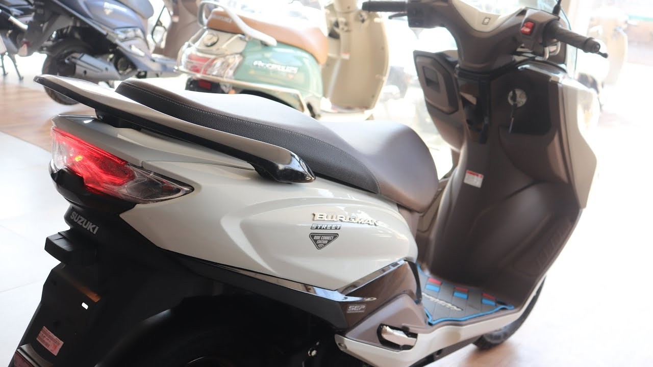 Наконец-то вышла новая модель 2026 года: Suzuki Burgman Street 125 E20 Special White. Подробный о...