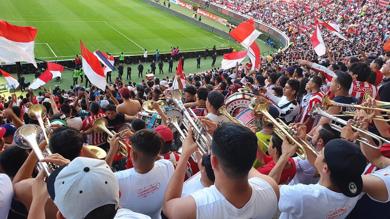 Las copas ya las tenemos, así que traigan más vino 4K - Chivas 2-0 León #Chivas2020