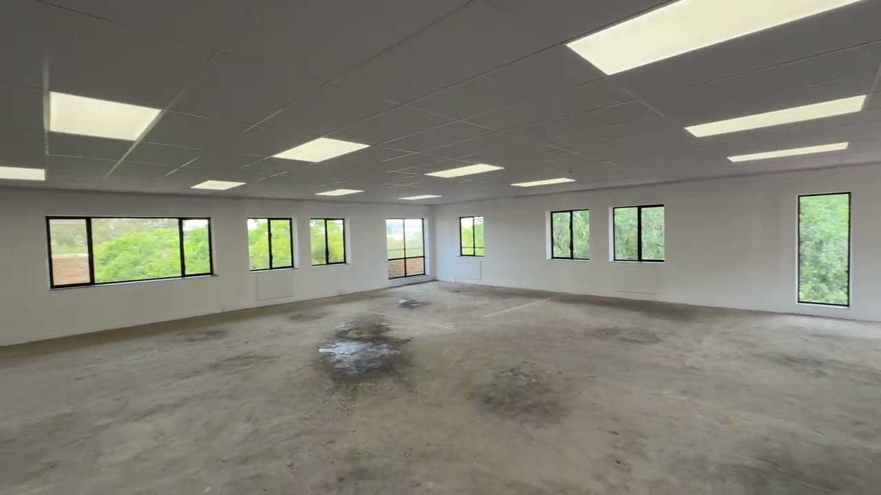 Modern 724m² Renovated Office with 86m² Balcony at Kernick House, Waterfall Park