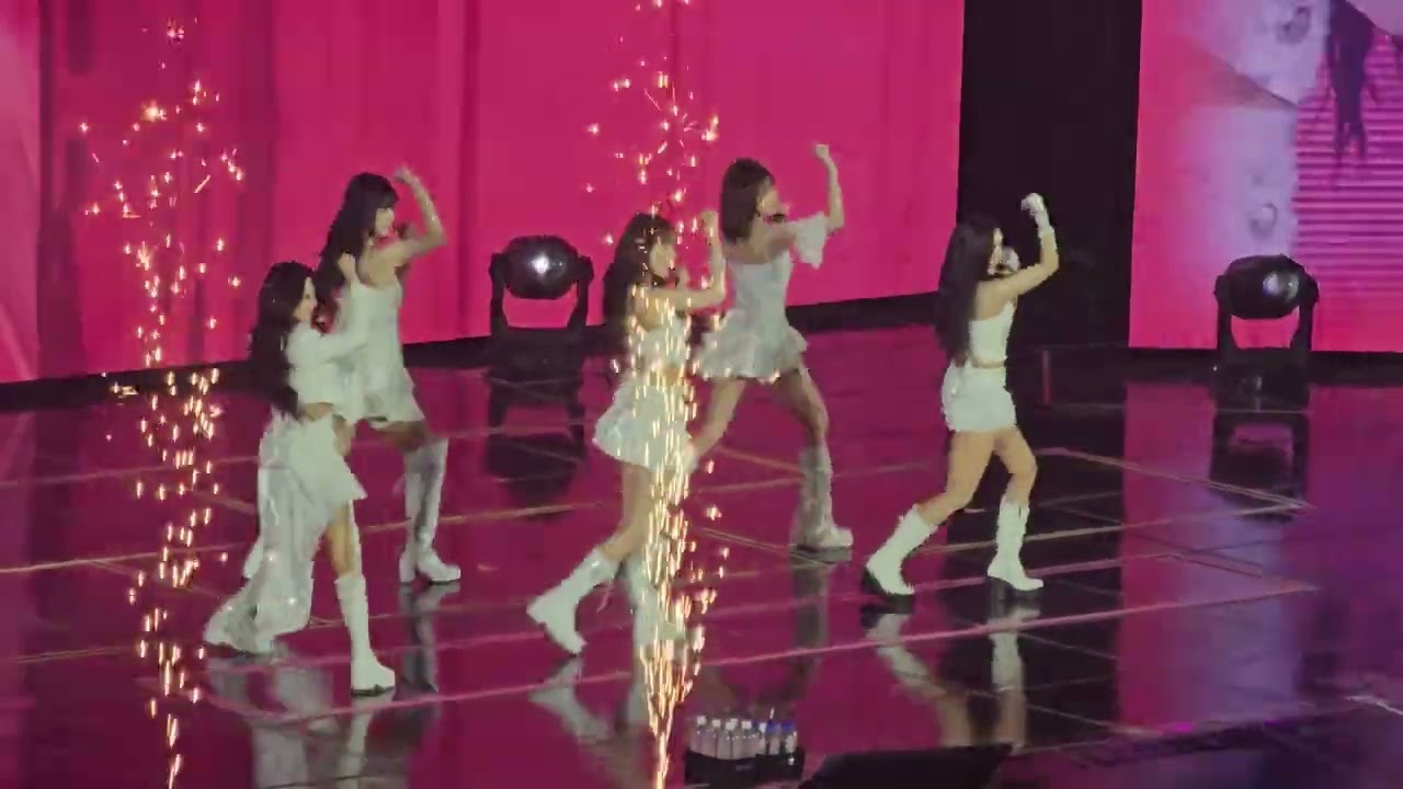 fromis_9 프로미스나인 260131 2025-26 fromis_9 WORLD TOUR ENCORE [NOW TOMORROW.] Day 2