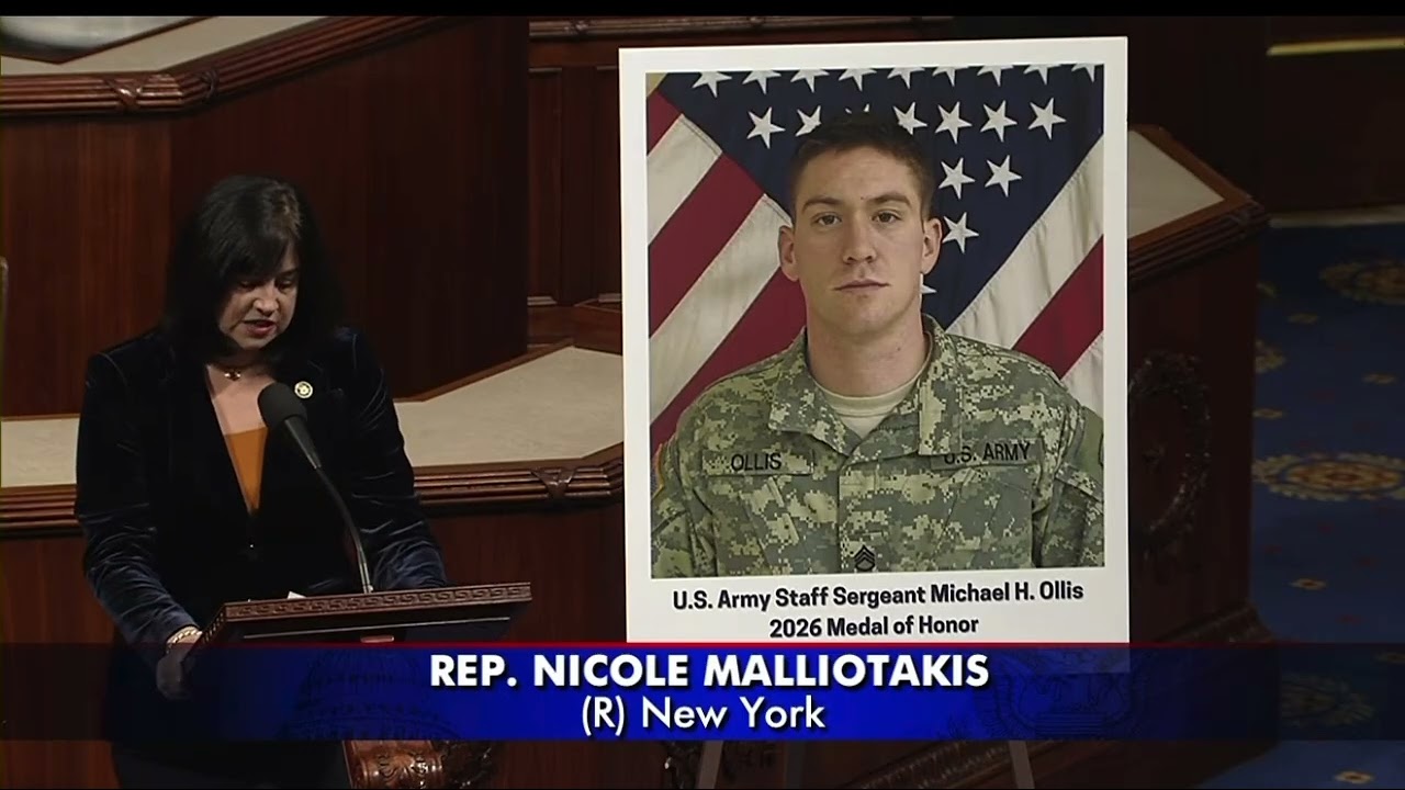 Член палаты представителей Маллиотакис чествует кавалера Медали Почёта 2026 года, штаб-сержанта М...