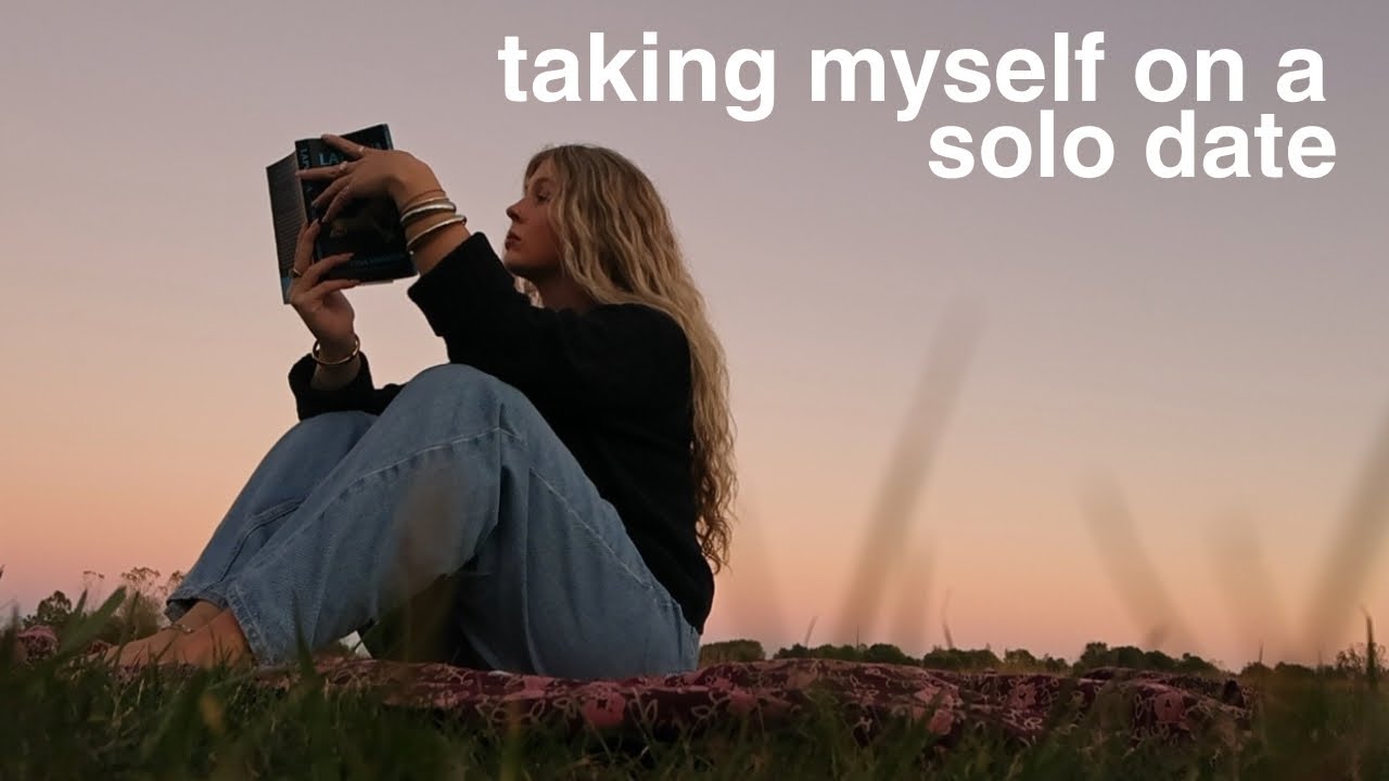 taking myself on a bookish solo date | library trip, book shopping, reading vlog 