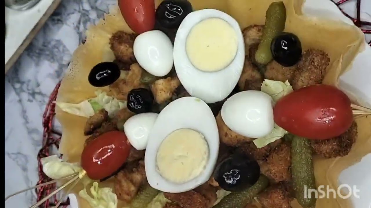طاولة متنوعة😍 salade césar 🤤مملحة بخبز التورتيا🥰خبز الزيتون🫒