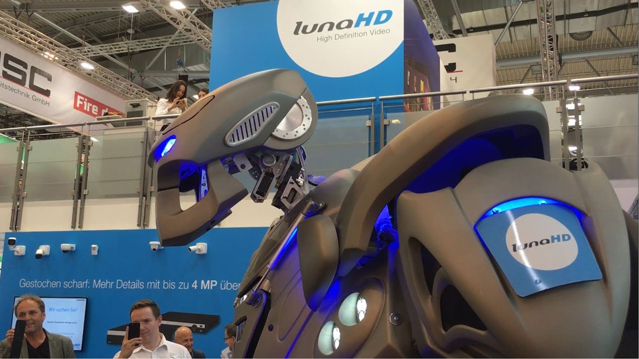 lunaHD | Titan the Robot | Security Essen 2016
