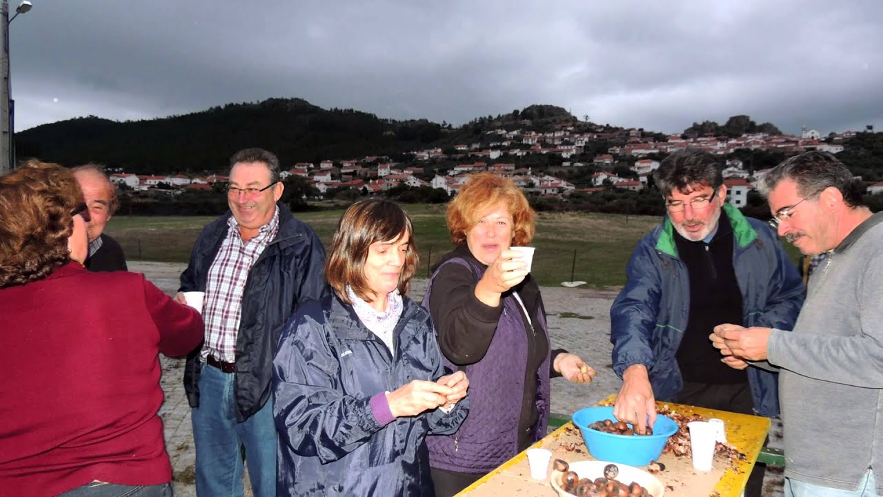 Tradicional magusto da Liga de Amigos... - Penha Garcia, 02/11/2012