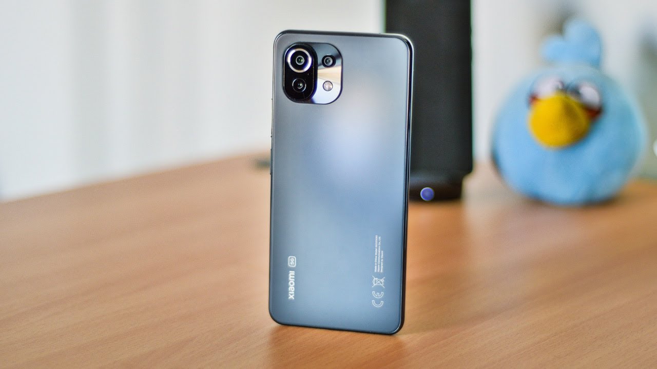 Xiaomi Mi 11 Lite 5G Review: Ισχυρό και πολυτελές