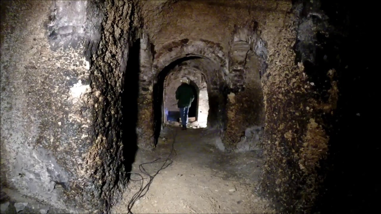 FABRIANO; i sotterranei di Castelvecchio