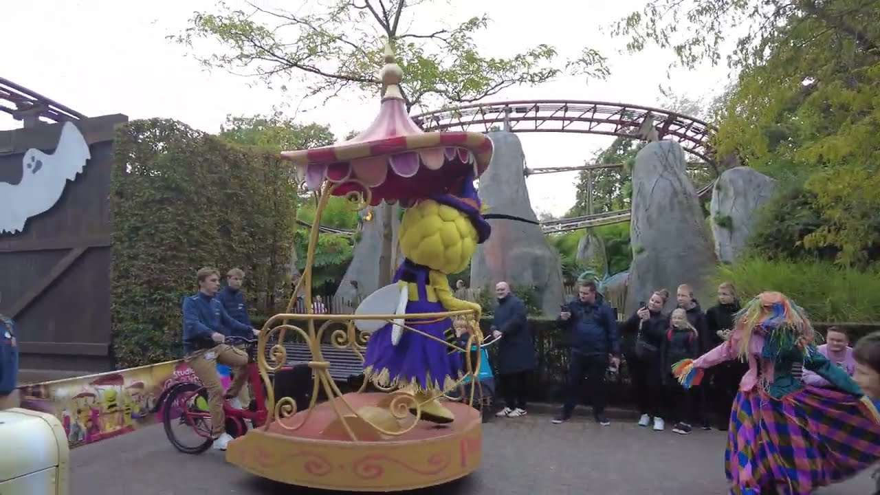 Studio 100 festival halloween 2024 plopsaland de panne & piet piraat halloween show