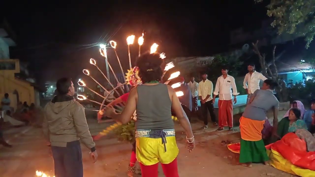 மணிகண்டன் அவர்களின் காளி வேடம் தொடர்புக்கு: M.அருண்குமார். 8124126497