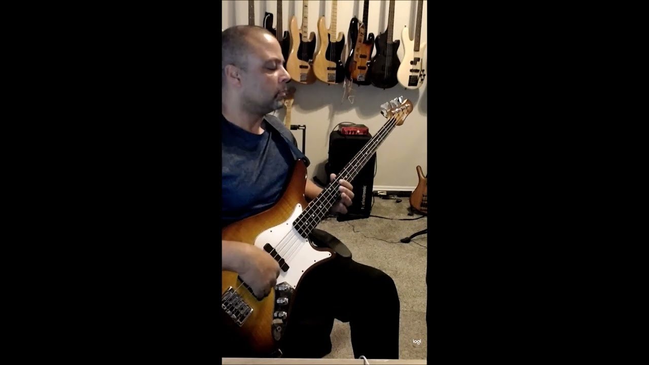 #lennykravitz  I love backing up a guitarist who can solo like this!