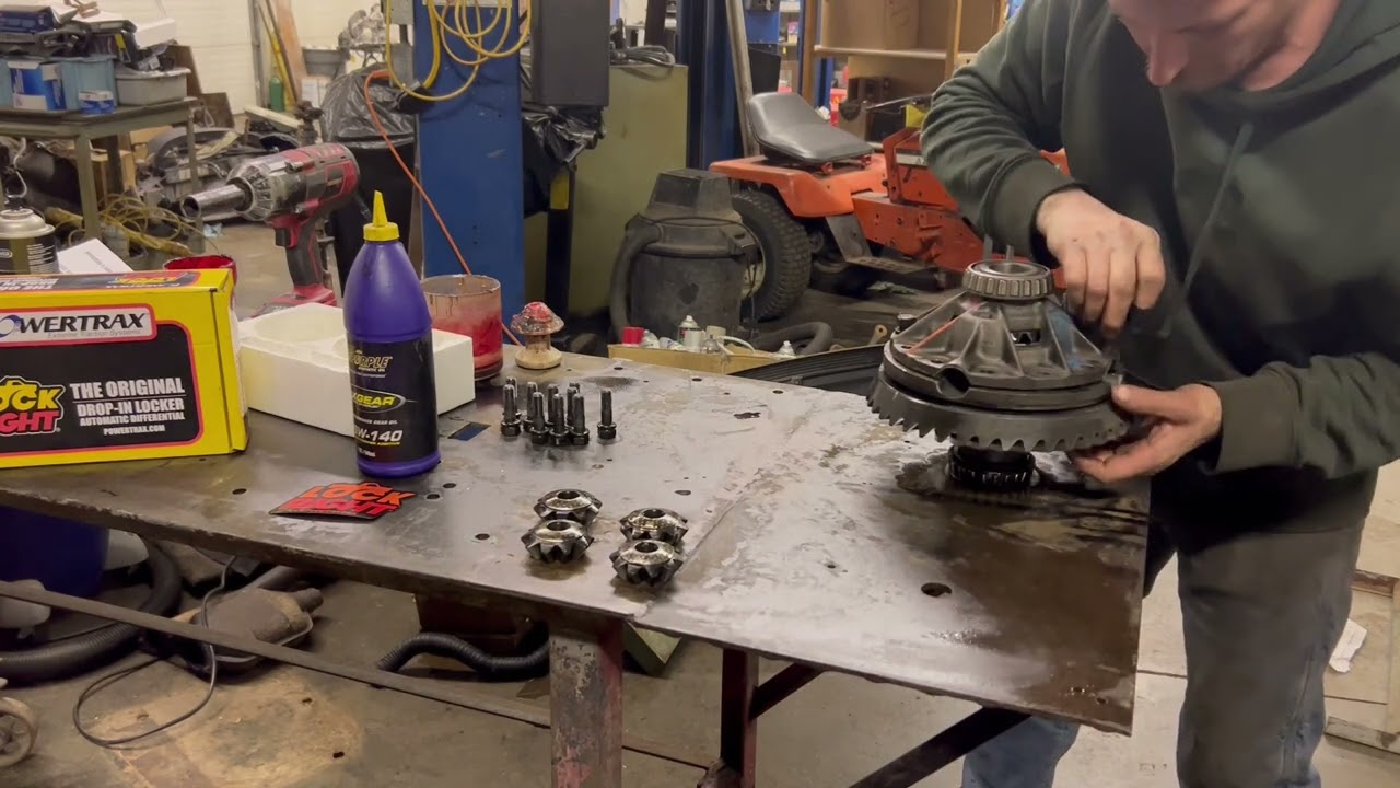 Installing a power trax locking differential in the 14 bolt 10.5
