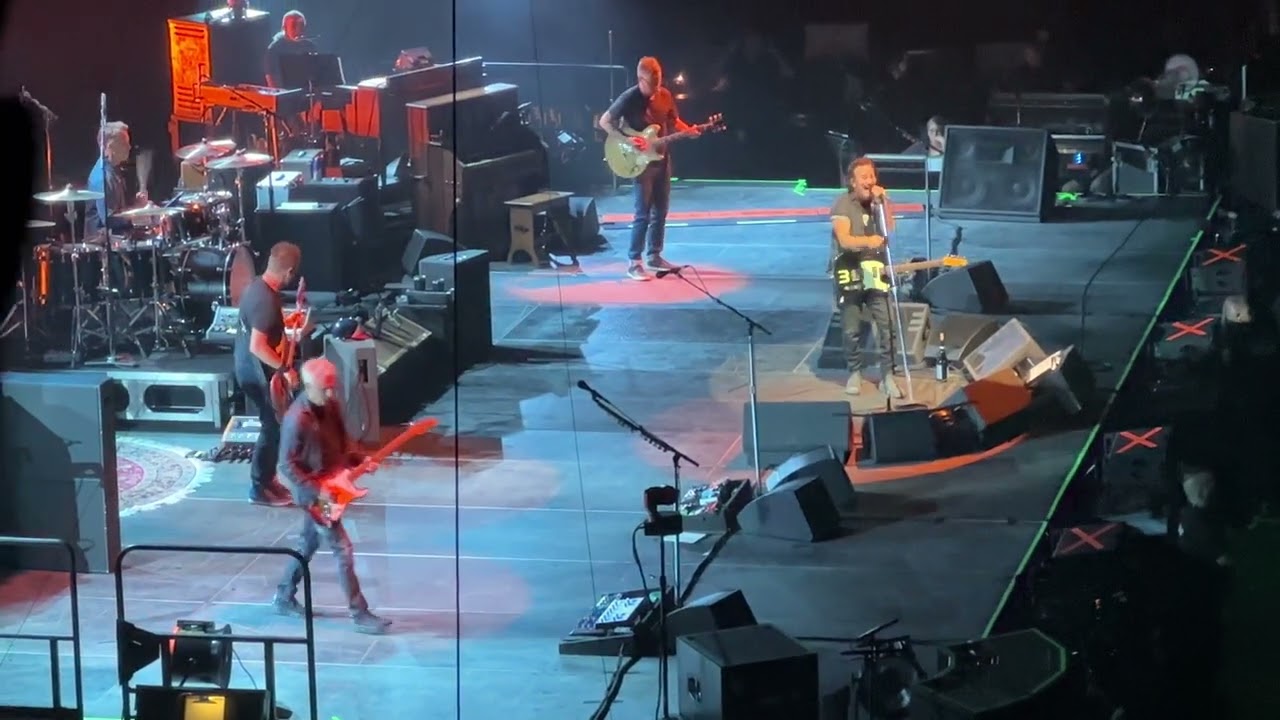 Pearl Jam - St. Paul - 2023-08-31- Seven O’Clock