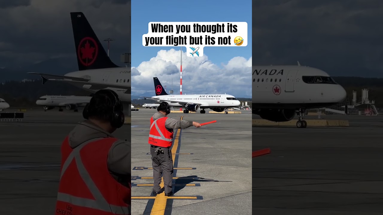 I love airplanes ✈️🤣😍 #funny #airport #aviation
