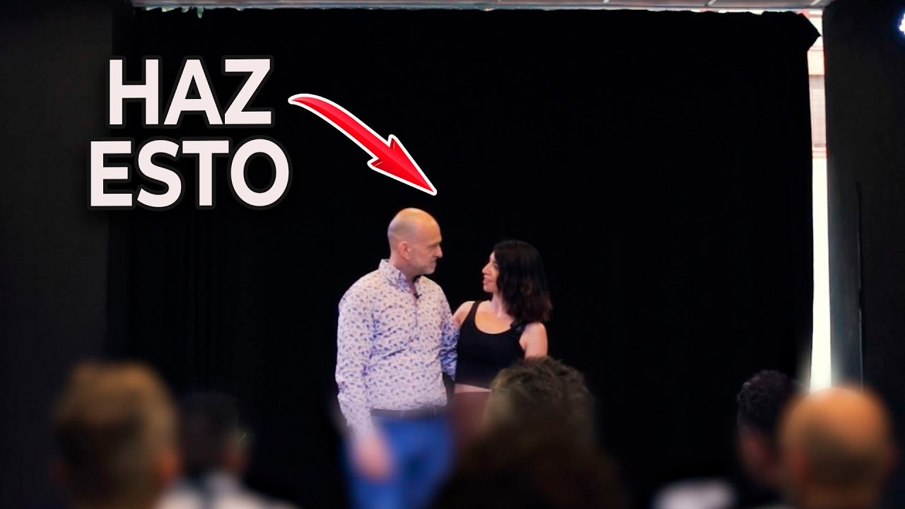 Cómo Saber si LE GUSTAS A una mujer: Gestos Inconscientes de DESEO