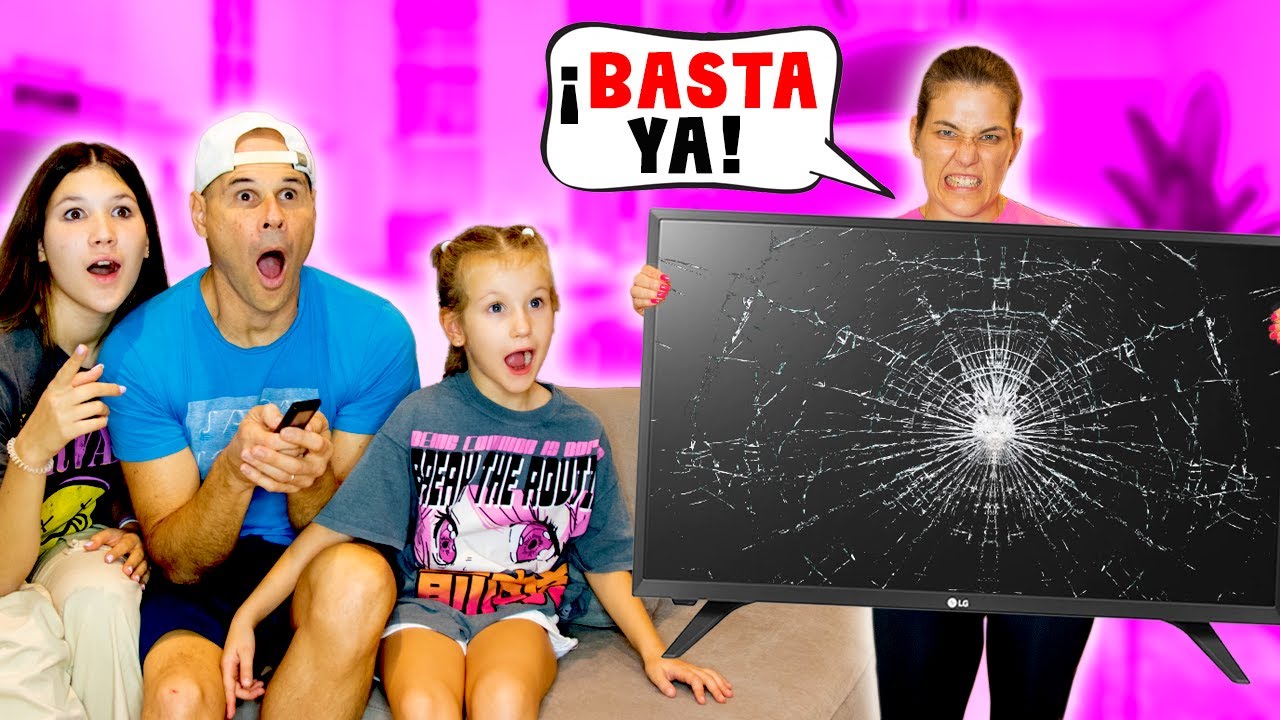 IGNORANDO A NUESTRA MADRE * BROMA EPICA (LLORÓ!!!) | Yippee Family