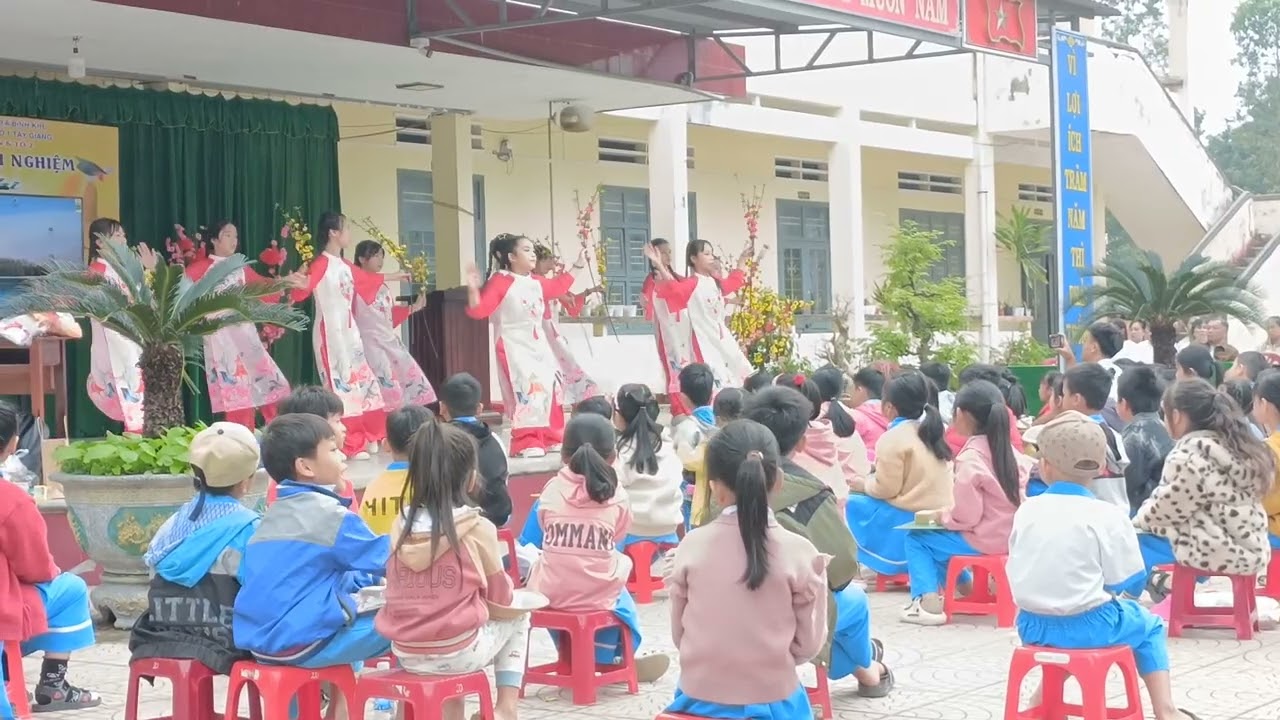 Xuân