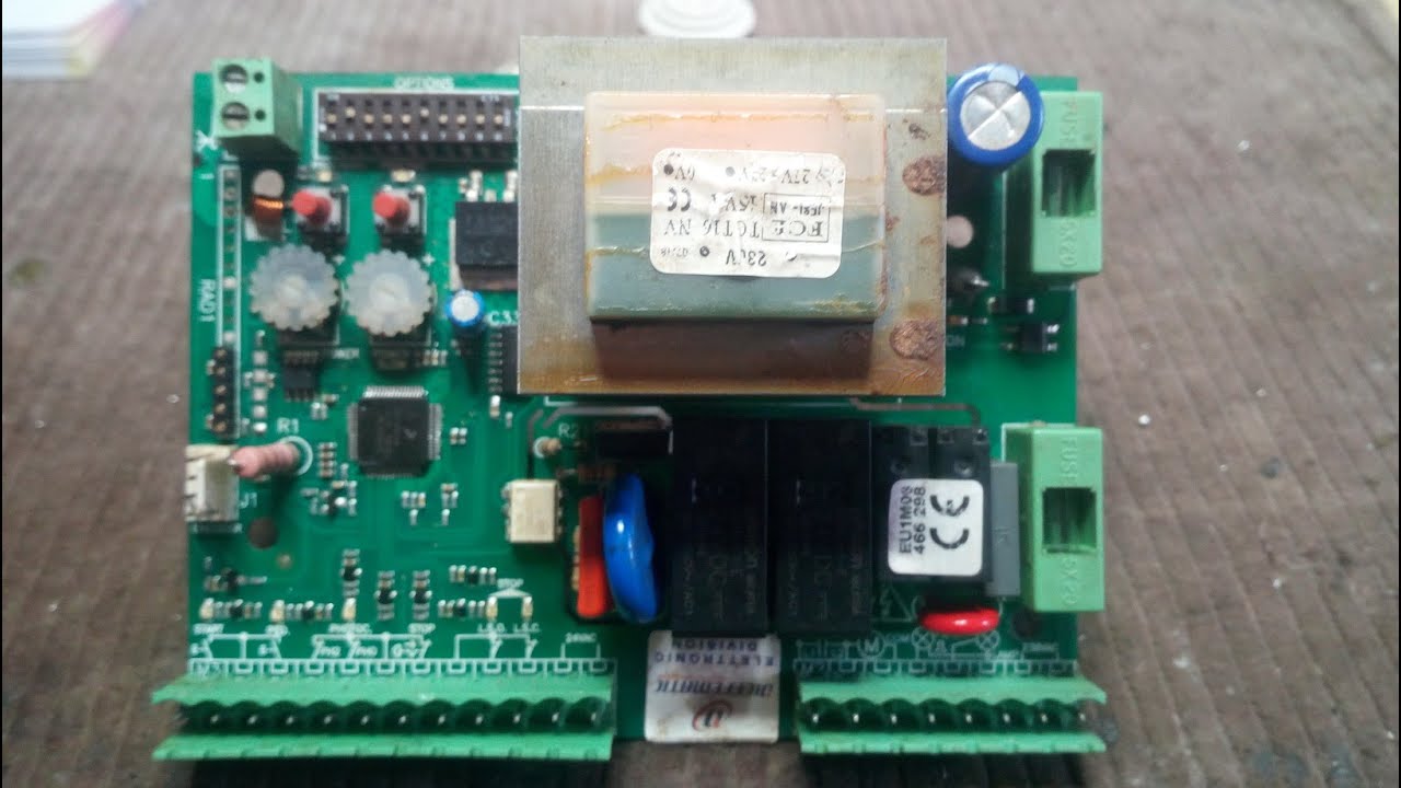 #138 Scheda elettronica cancello Dieffematic. Tento la riparazione