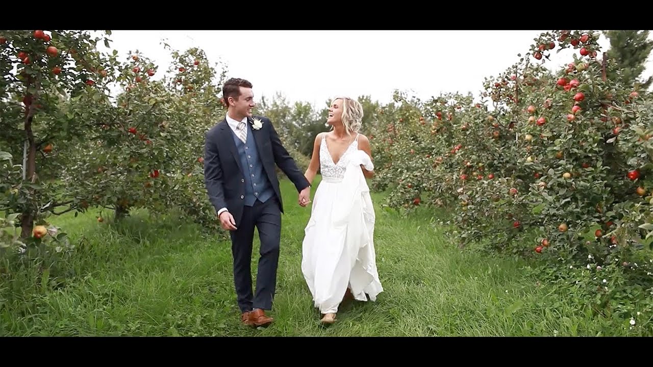 Monica & Joel's Outdoor Wedding at Bloom Lake Barn, Minnesota | Beautiful Vows & Florals