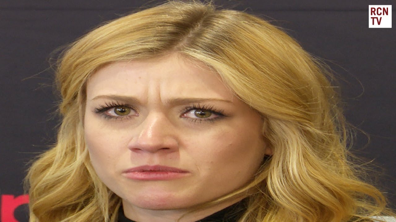 Katherine McNamara On Being Super Clumsy On Shadowhunters Set
