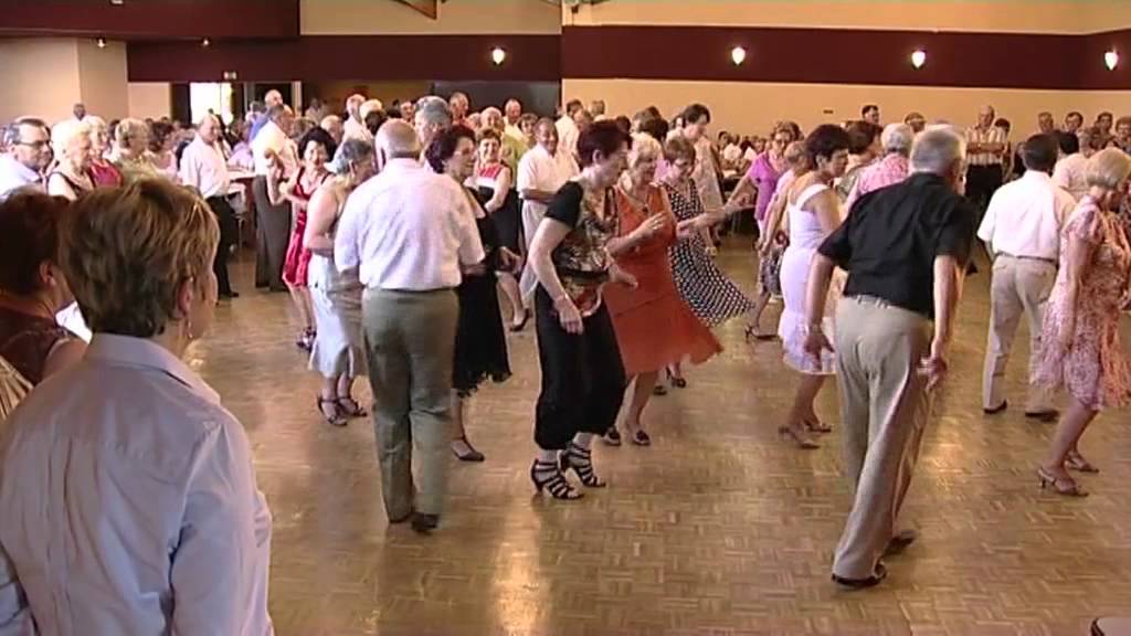 Le carnaval de Lanz par l' Orchestre Dominique et Stéphanie FLOQUET