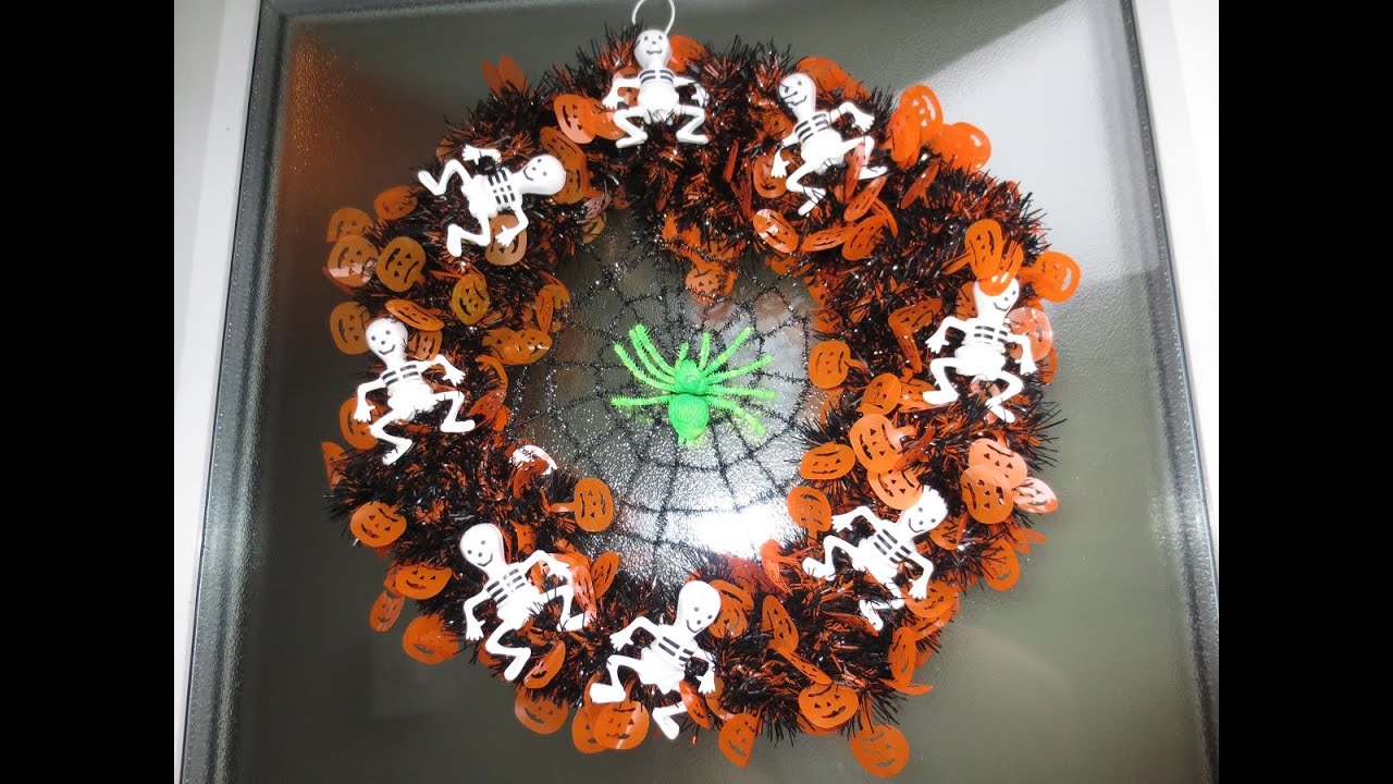 A Cheap DIY Halloween wreath