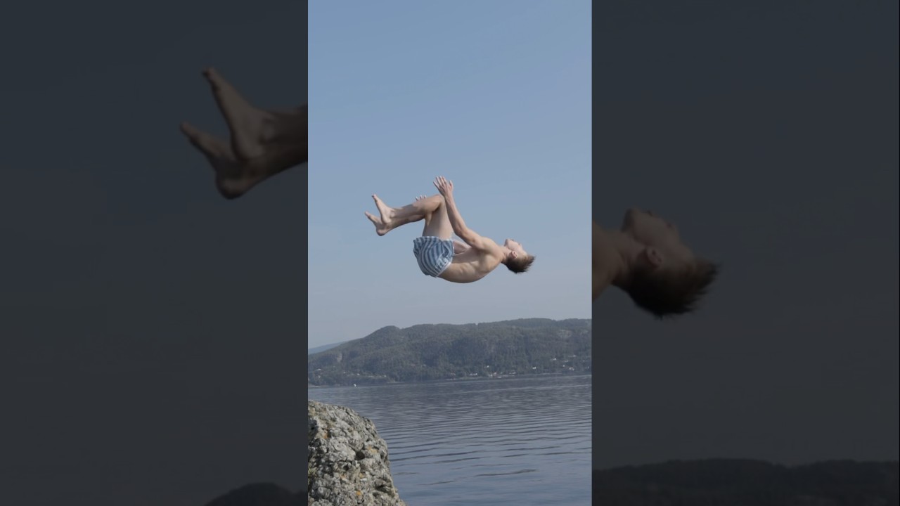 HOW MUCH DO YOU THINK THIS HURT? 😭🤔 #cliffdiving #diving #splashdiving #flips #flippingfeed