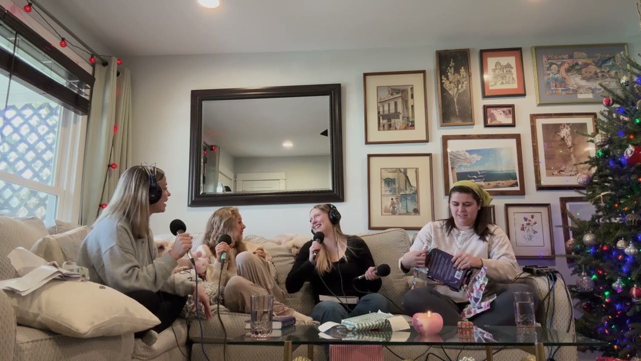 Our Year in Books: Best, Worst, Most Anticipated (+ Writing Updates!) | Writing Gal Pals Podcast