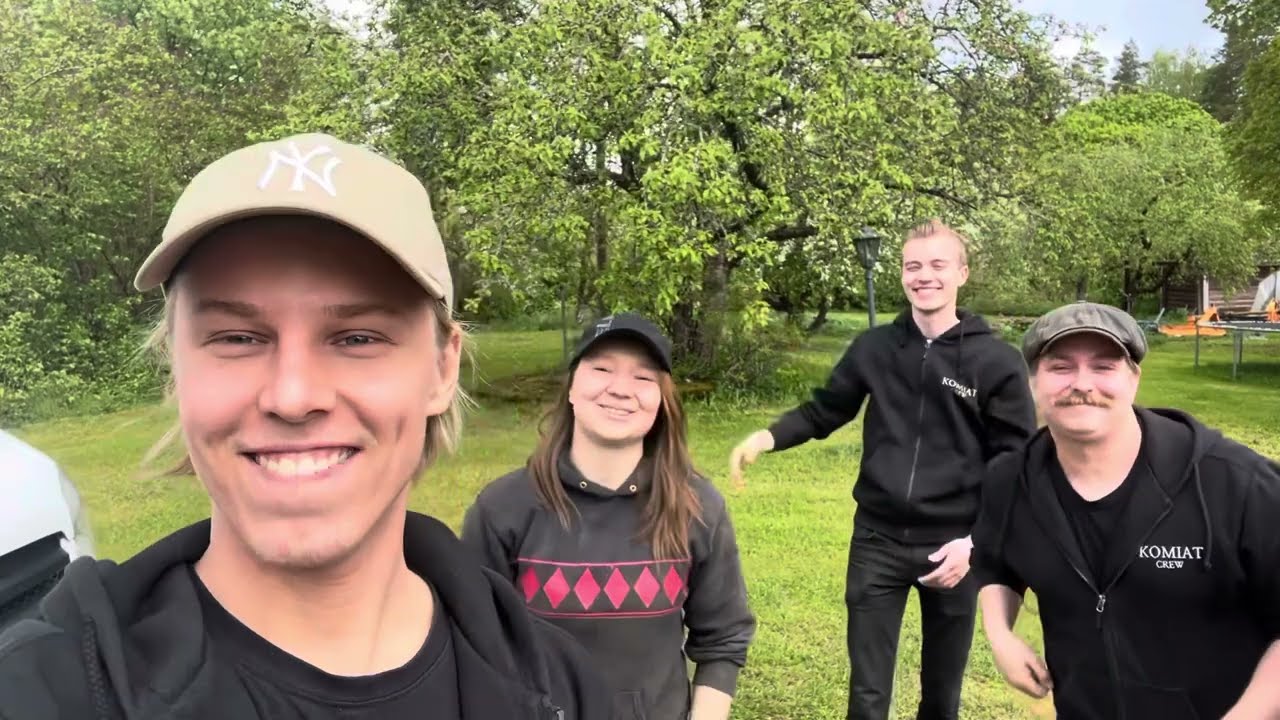 Komiat vierailee Amskin tilalla. Osa 1
