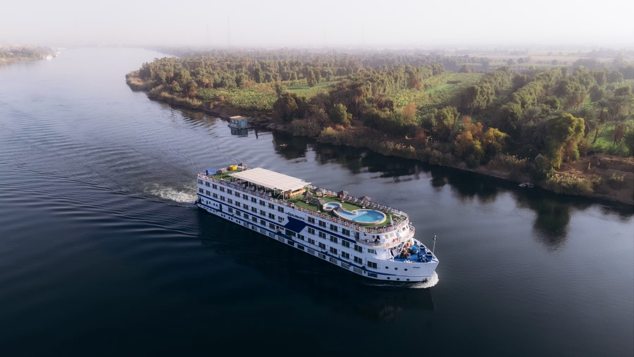 Haj&oacute;z&aacute;s a N&iacute;luson | MS Renaissance 5* n&iacute;lusi haj&oacute;