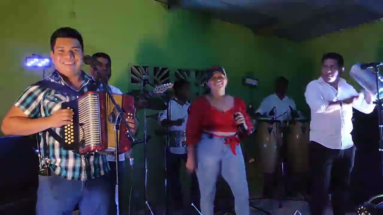 NO SUFRA DE COMPLEJO - JOSÉ ANEL SÁNCHEZ Y EL VIVENCIAS DE MI TIERRA