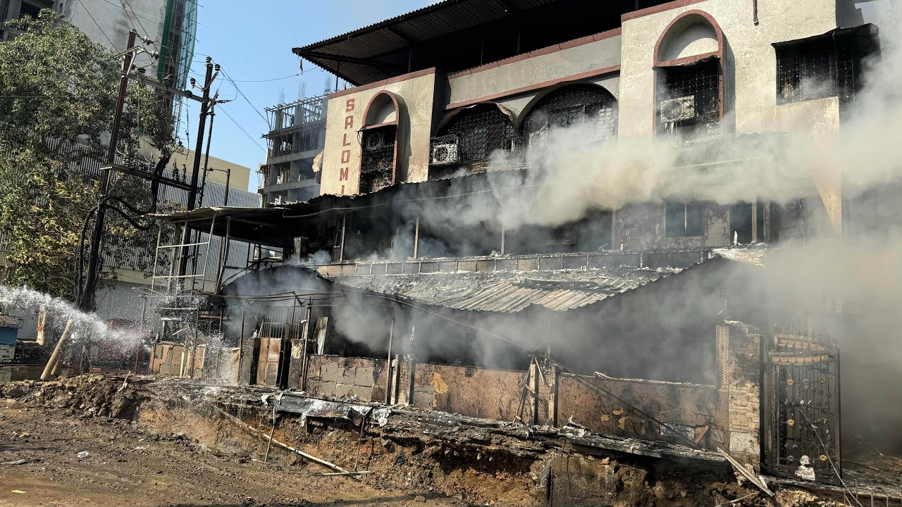 Nalasopara Dwarka Hotel catches fire