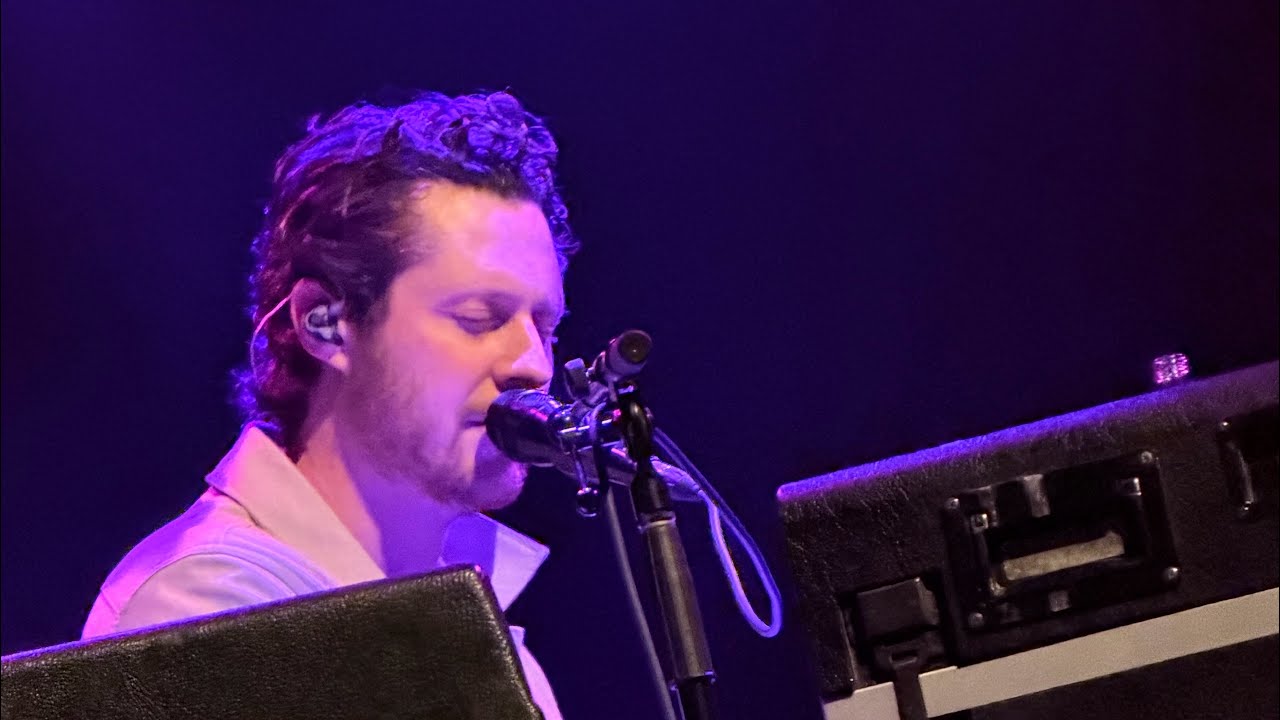 NOAH REID: Live Again Tour - Hold On -  #noahreid #liveagaintour