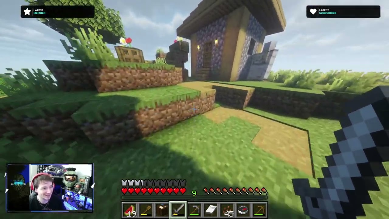Chatting with viewers while playing Minecraft [webcam]