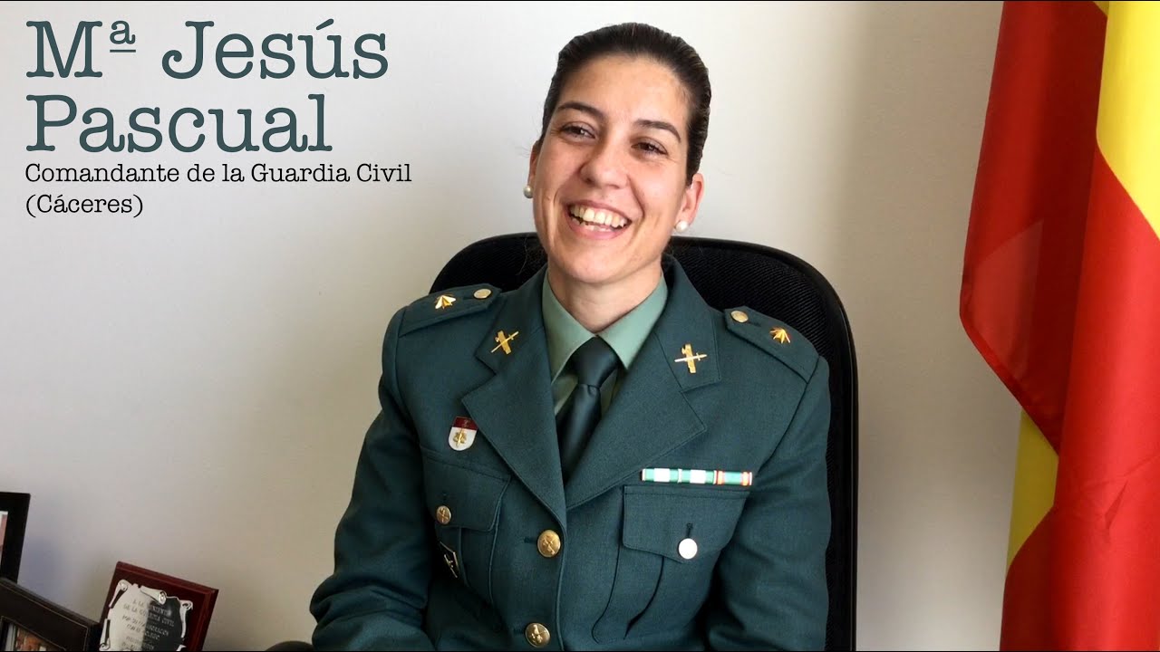 Mª Jesús Pascual (Cáceres) Comandante de la Guardia Civil, naturalmente