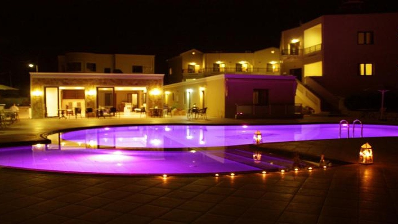 Sandy Suites | Crete Island, Greece | Hotel Review 🌟