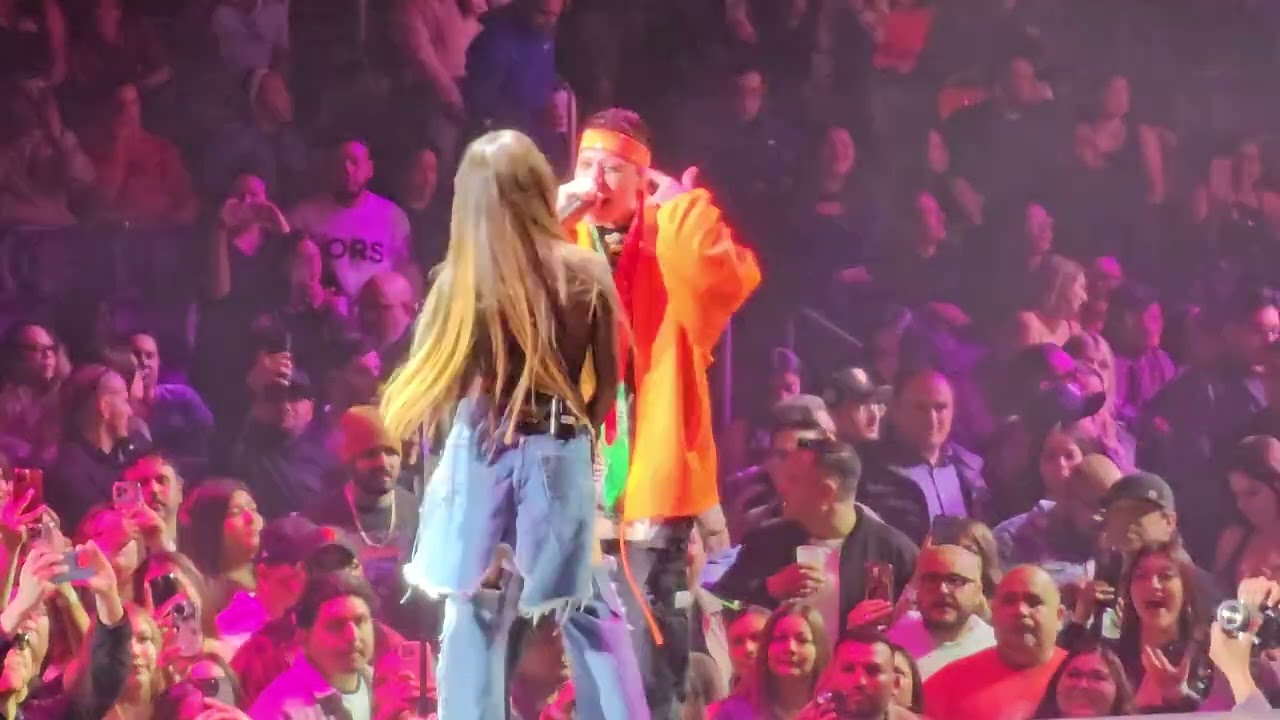 Danna & Santa Fe Klan Cantando por primera vez Nada es para siempre